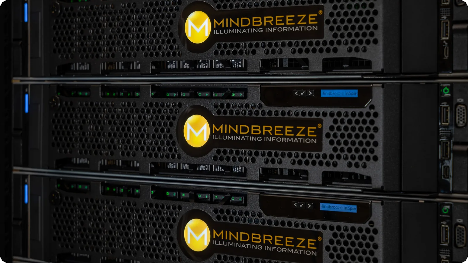 Mindbreeze InSpire appliances stacked in a server rack. Image: Mindbreeze